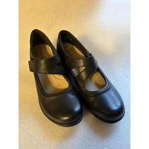 CLARKS COLLECTION Black Mary Jane Shoes Sz 5M Comfort Low Heel